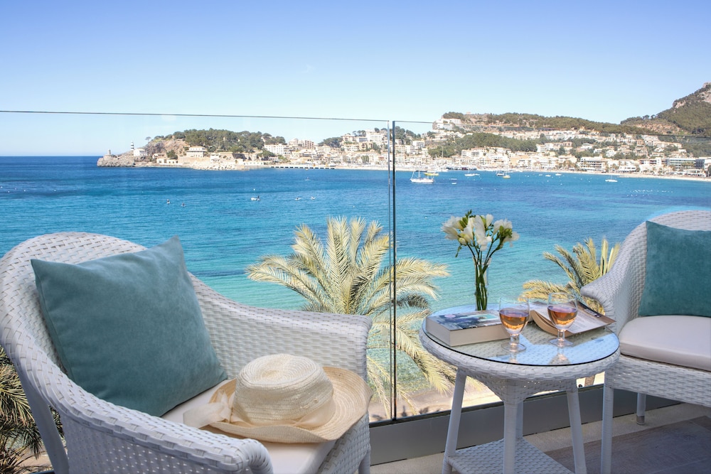 Suite, Balcony, Beach View (2 adults)