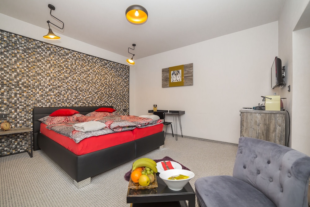 Standard Double Room photo 3