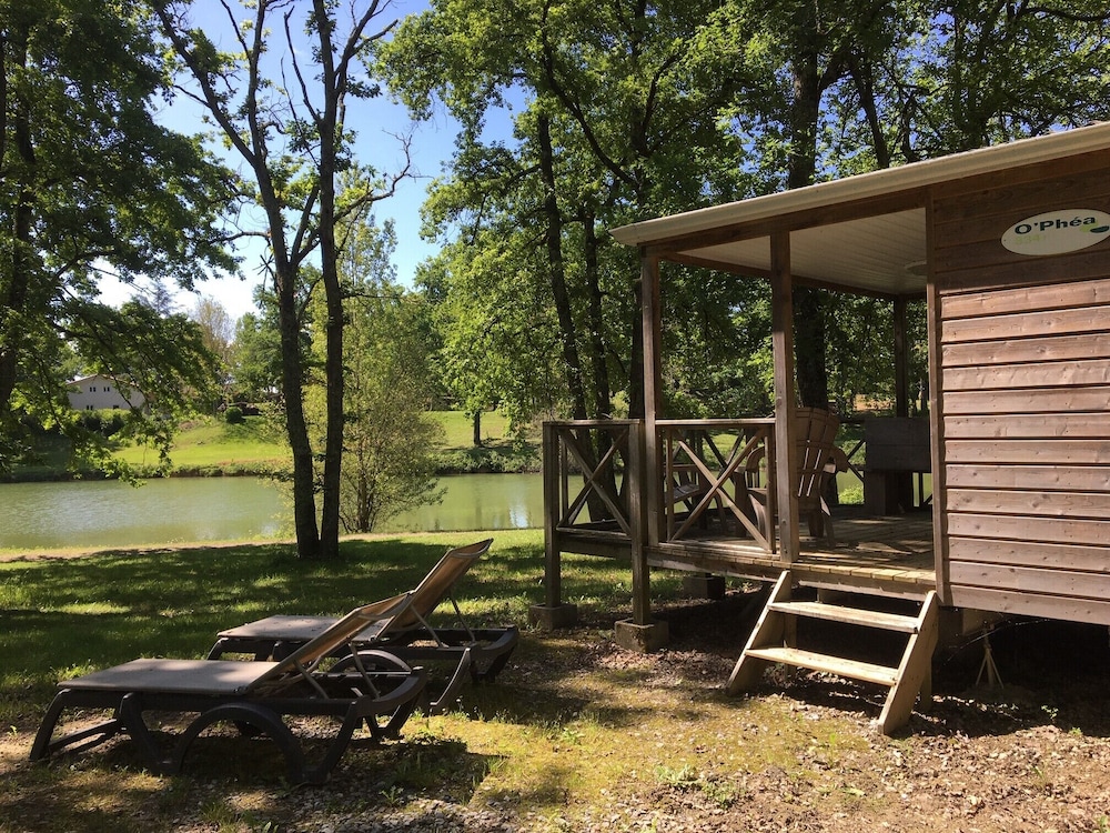Standard Mobile Home - Photo 3