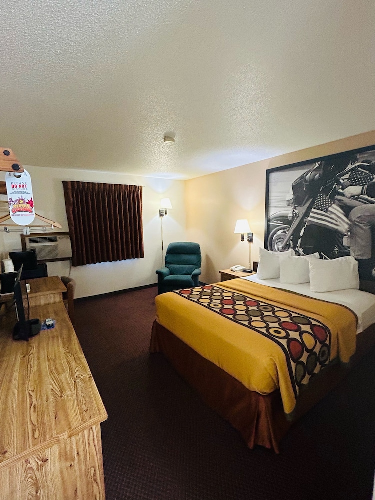 Room, 1 Queen Bed - Photo 2