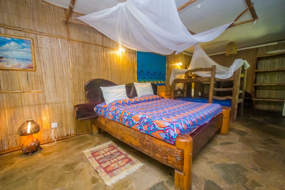 Standard Triple Room, 1 Bedroom, Sea View photo 3