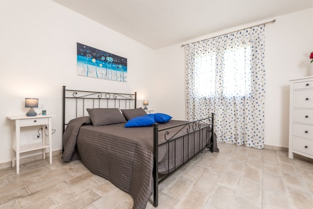 Superior Apartment, 1 Bedroom, Patio, Pool View