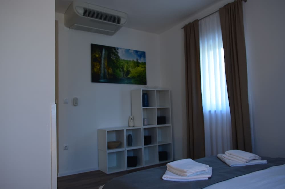 Deluxe Triple Room photo 3