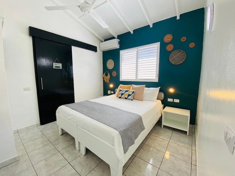 Bungalow, Kitchenette, Pool View