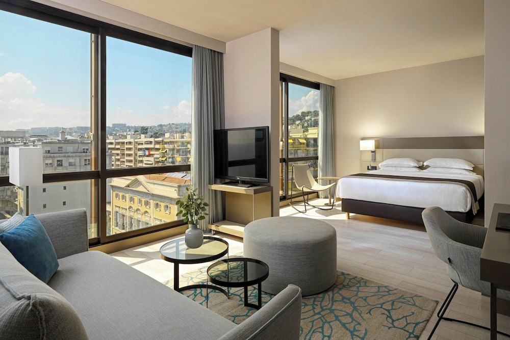 Room, 1 King Bed with Sofa bed, Sea View
