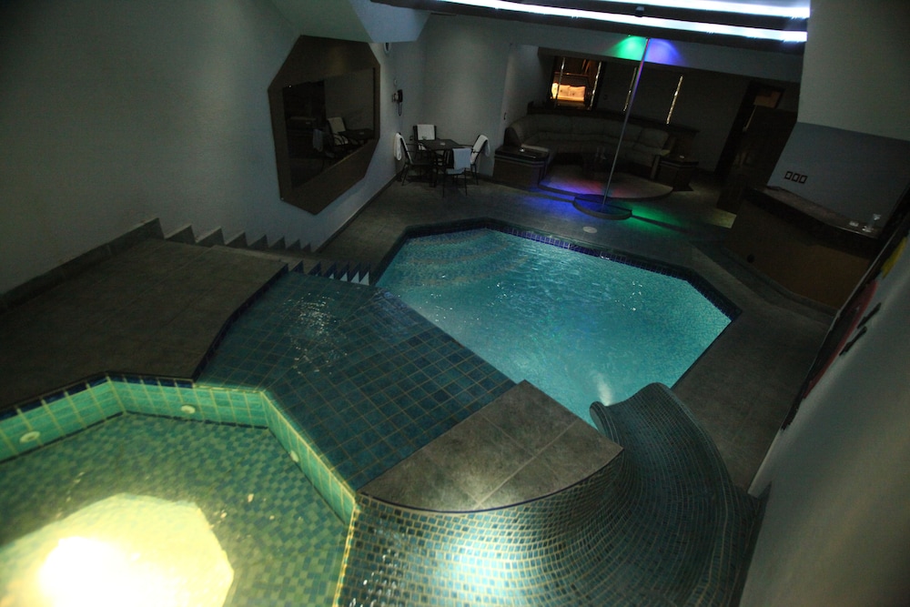 Premium Suite, 2 Bedrooms