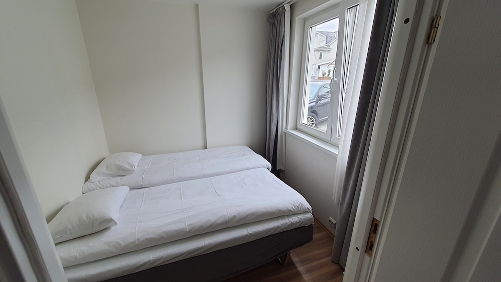 Basic Apartment, 2 Twin Beds photo 1