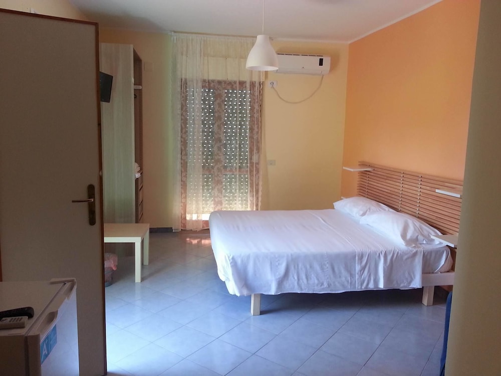Triple Room, Balcony, Sea View