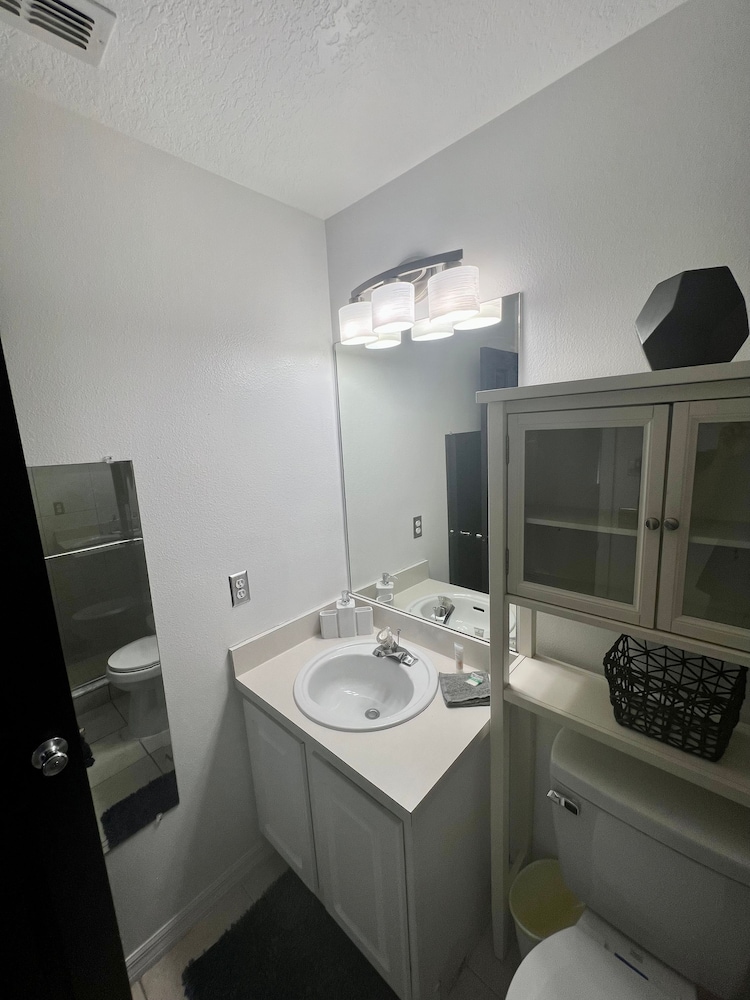 Residential Westbury 4BR Pool Home Near Disney Parks, Bilde 17