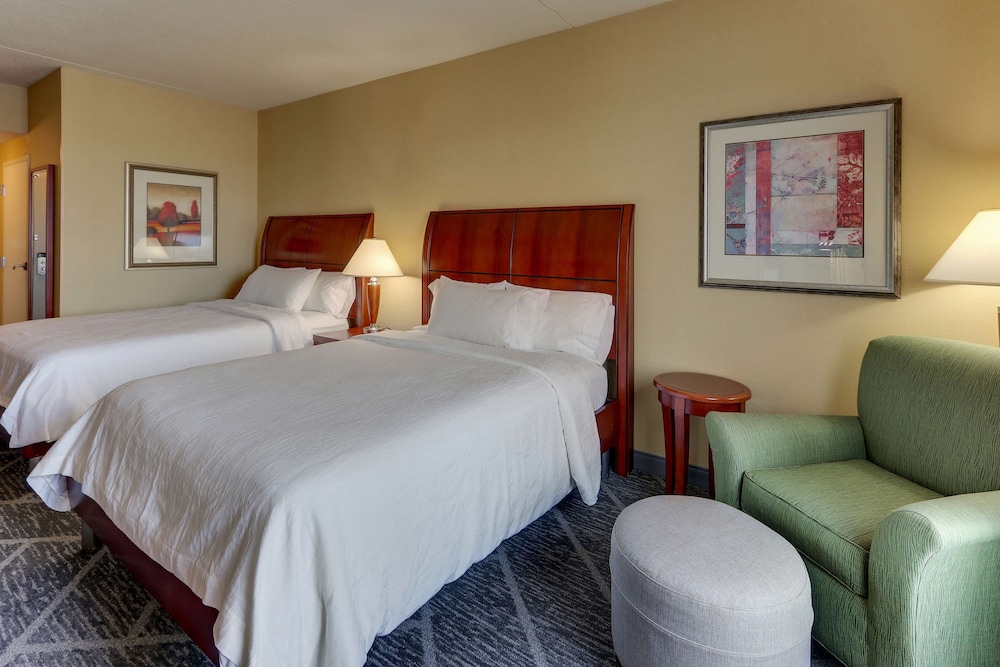 Room, 2 Queen Beds, Accessible photo 3