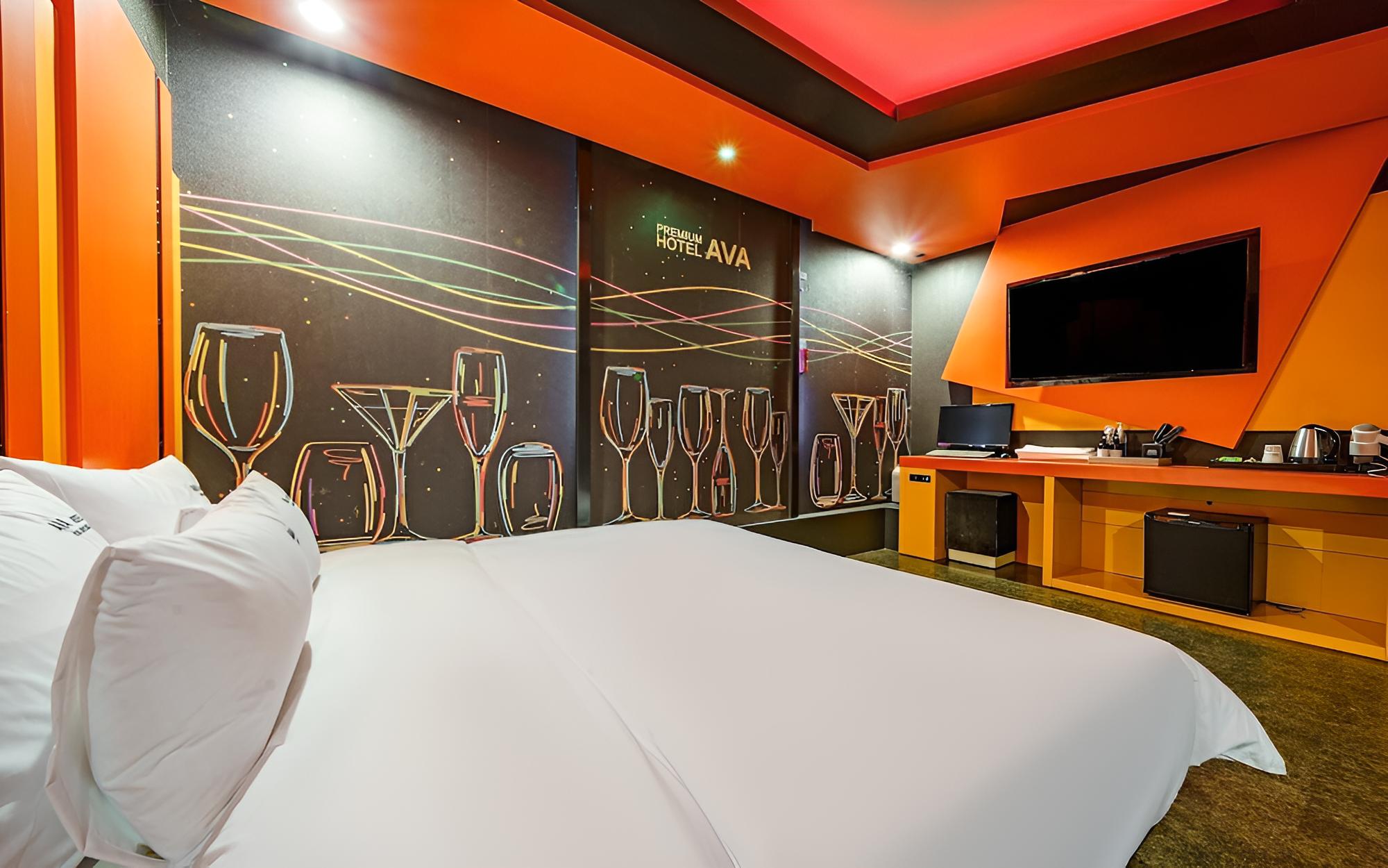 Room (Standard (free use of Netflix)) - Photo 19