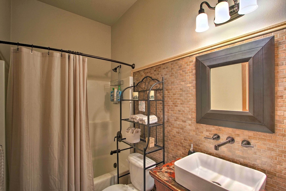 House (2 Bedrooms) photo 3