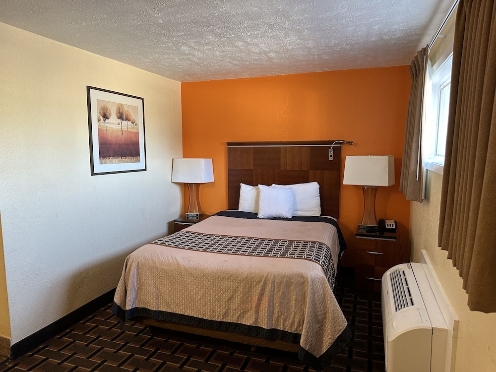 Basic Single Room photo 1
