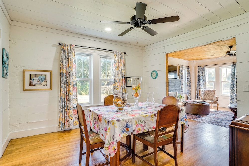Cottage (2 Bedrooms) photo 2