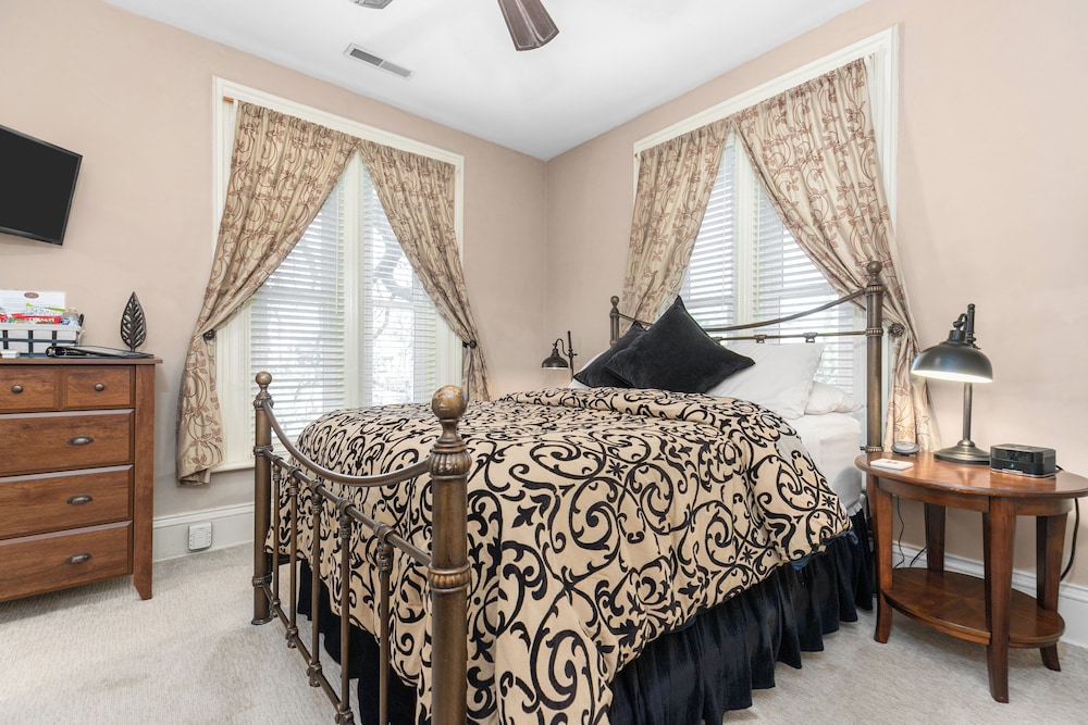Braywood Suite photo 1