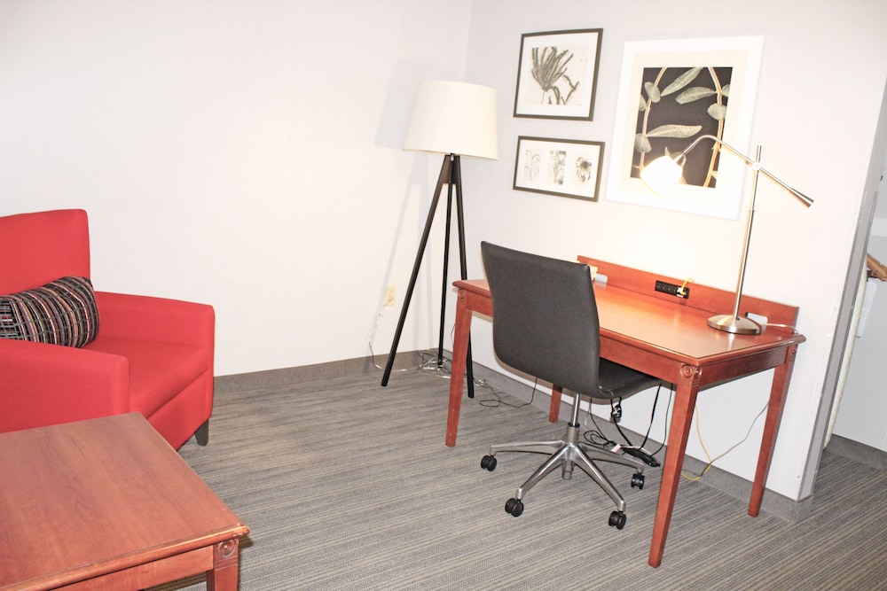 Double Queen 1 Bedroom Handicap - Photo 3