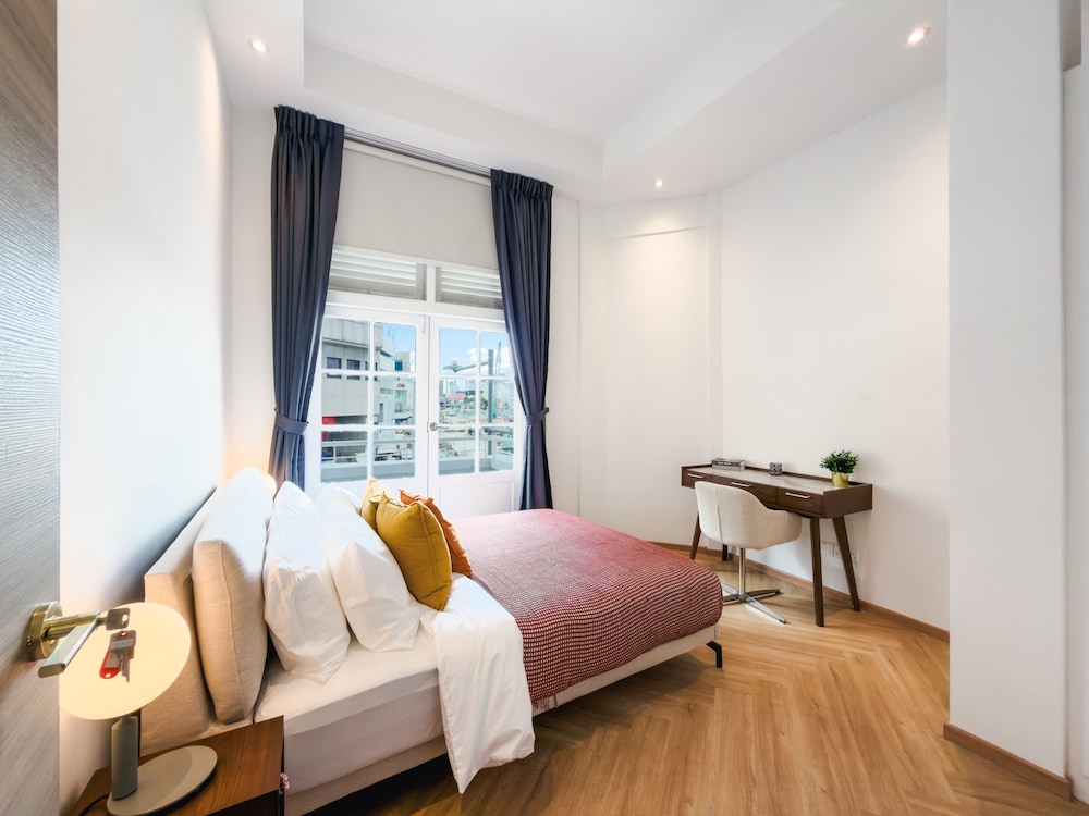 Family Apartment, 3 Bedrooms, Balcony, City View photo 3