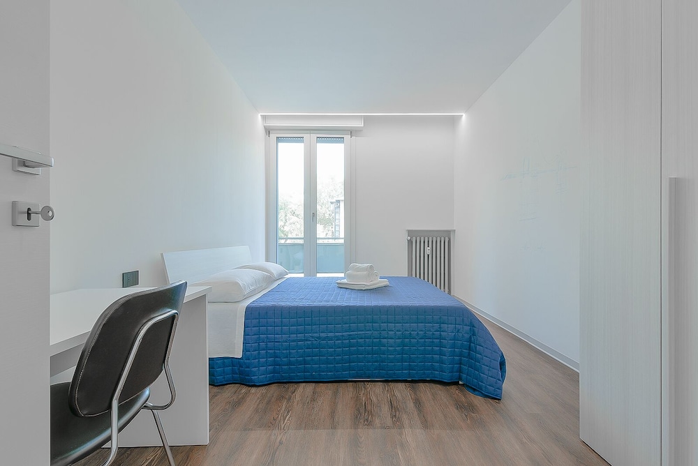 City Room, 1 Queen Bed