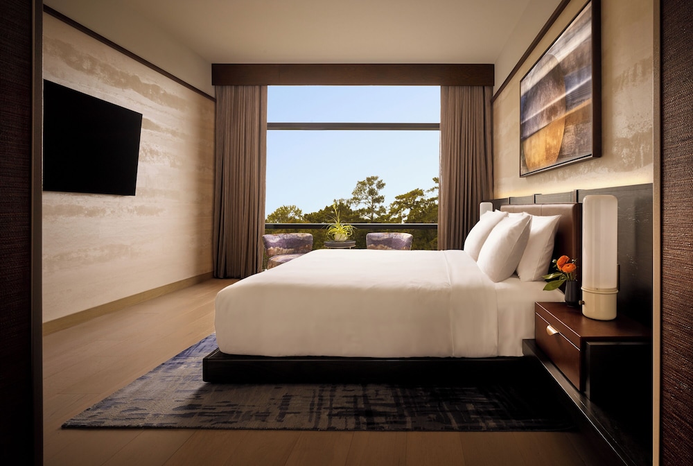 Suite, 1 King Bed, City View (Nobu Suite) - Photo 3