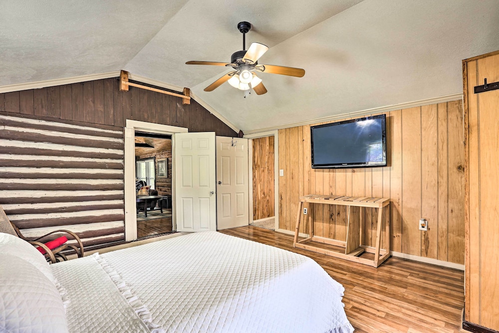 House (2 Bedrooms) photo 2