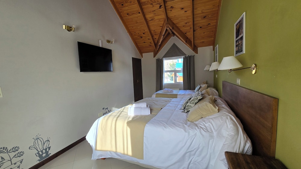 Deluxe Triple Room photo 3