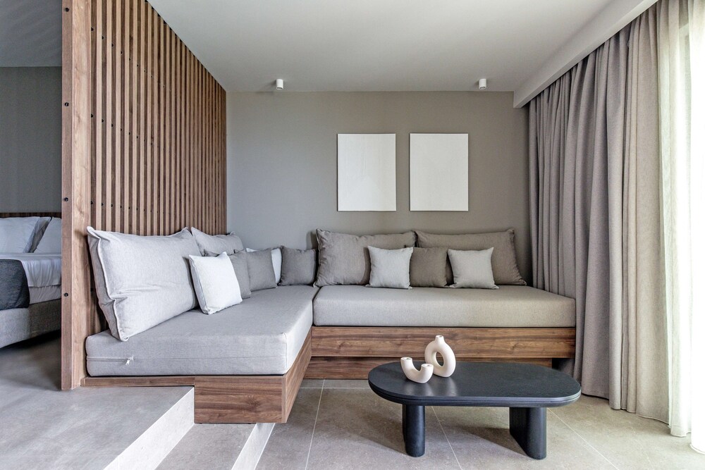 Family Suite - Photo 9
