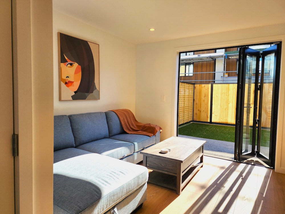 Signature Townhome photo 1