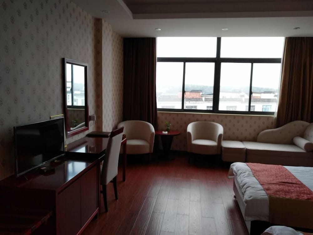 Deluxe Twin Room photo 3