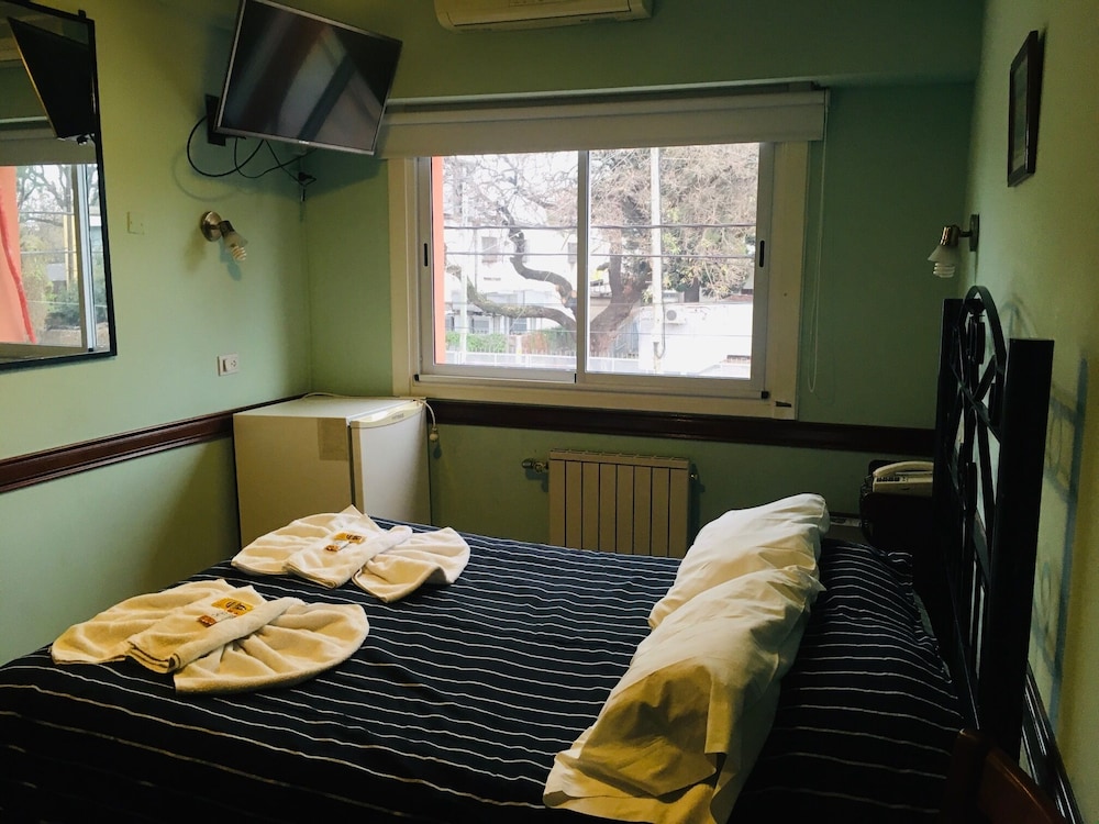 Classic Room, 1 Queen Bed, City View photo 1
