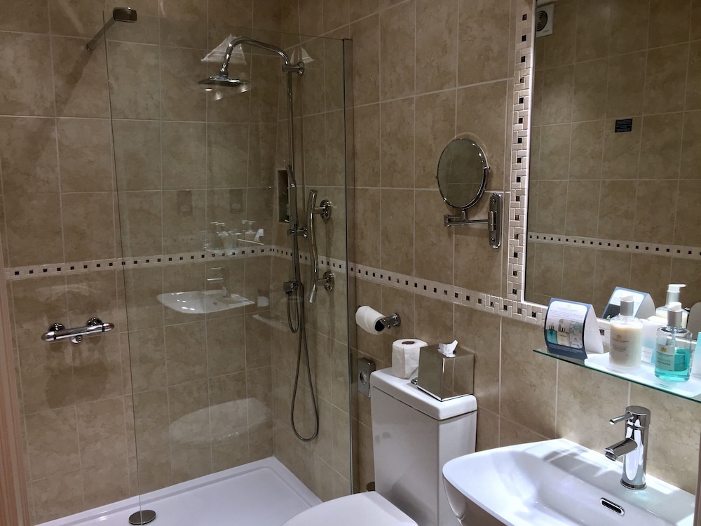 Comfort Room, 2 Twin Beds, Non Smoking - Photo 4