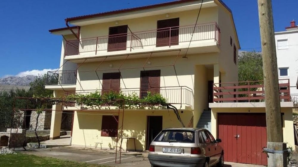 Apartment (Sunny  - sea side terrace & parking -) photo 3