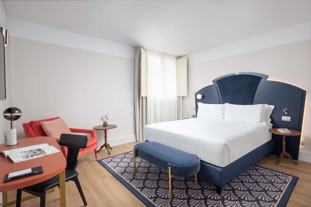 Superior Suite, 1 King Bed (Duplex)