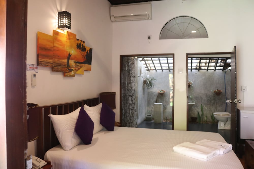 Deluxe Room, Private Bathroom, Garden View