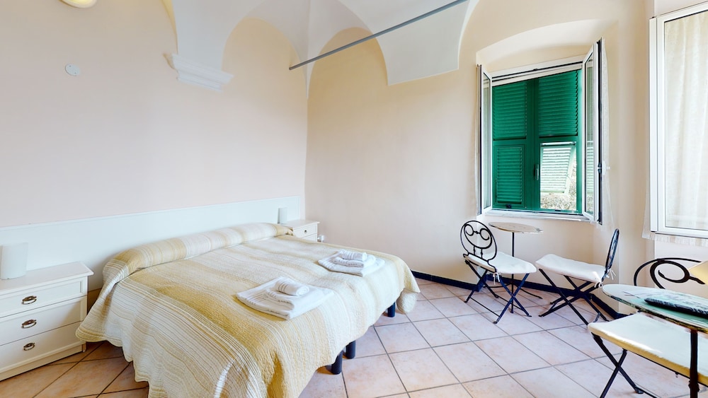 Superior Double Or Twin Room, 1 Double Or 2 Twin Beds, Ensuite photo 2