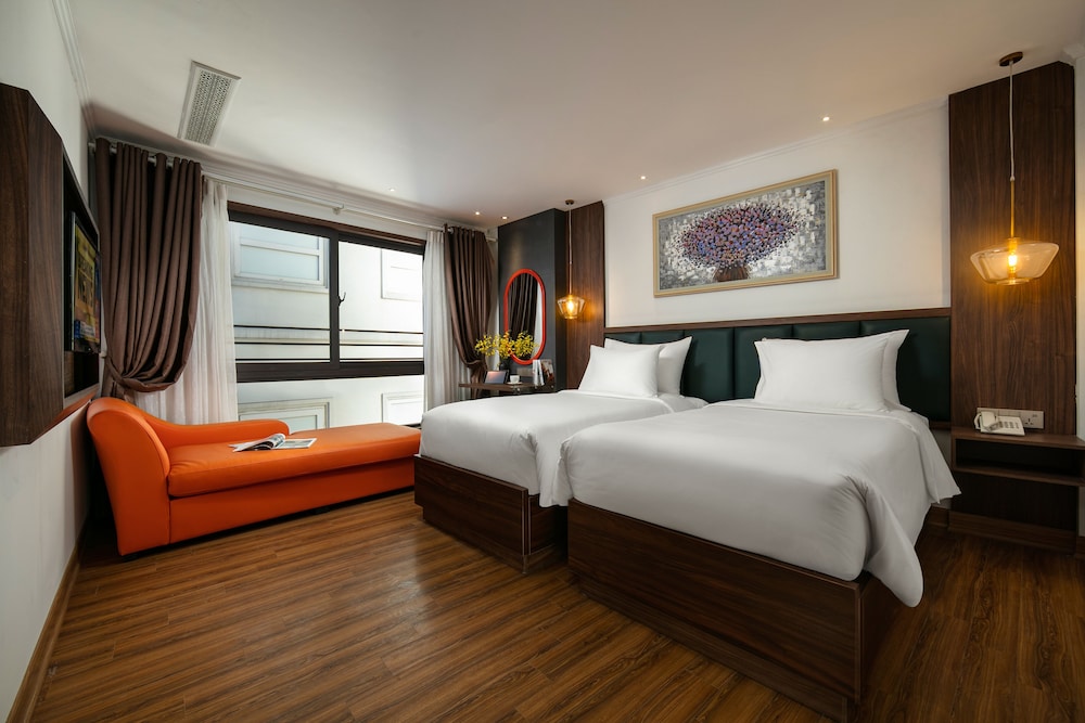 Premier Double or Twin Room photo 3