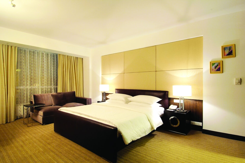 Standard Room, City View photo 2
