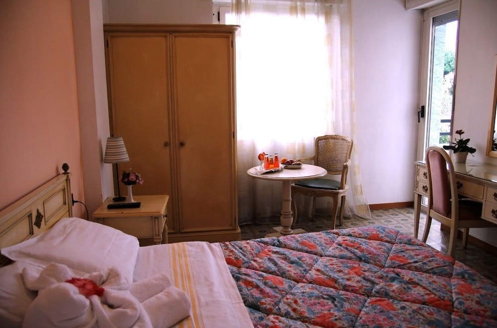 Double Room Single Use photo 3
