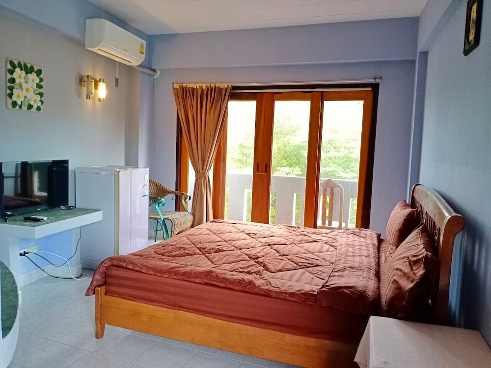 Standard Room with Air-con photo 1