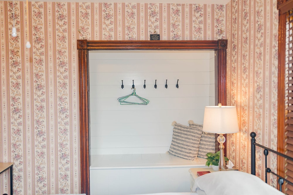 Standard Double Room, Ensuite (Room 3) photo 3