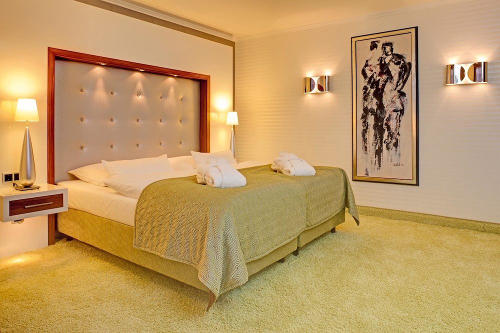 Deluxe Room, 1 Double Bed photo 1