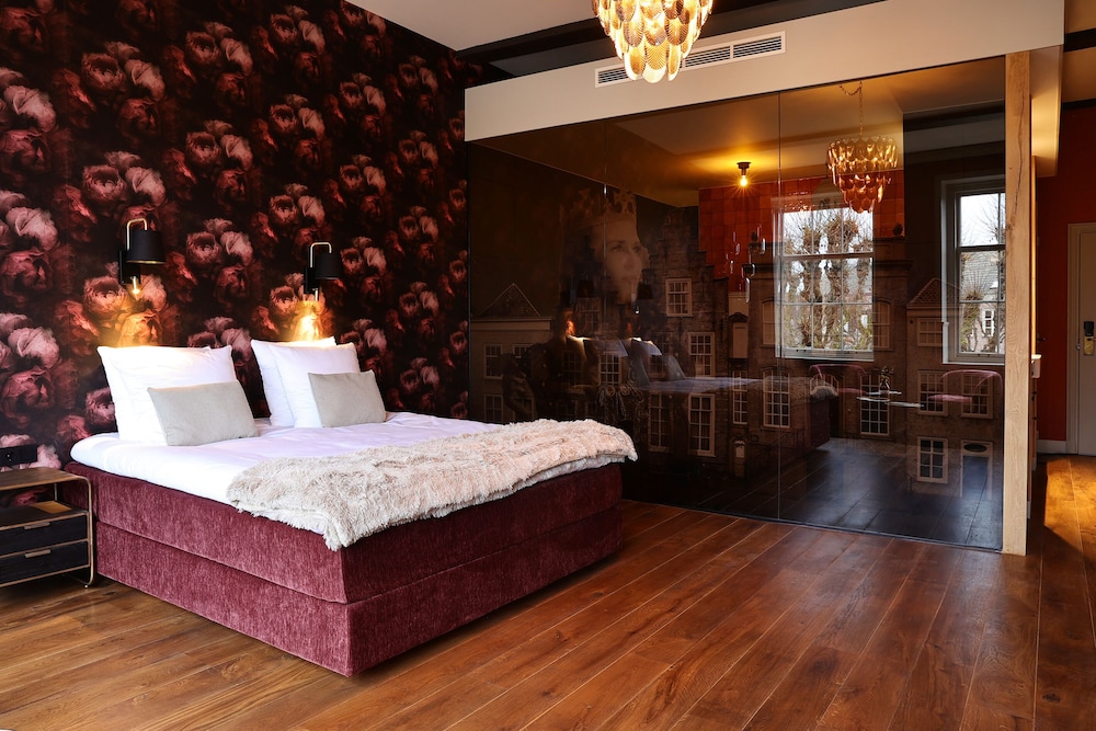 Luxury Studio Suite, City View photo 1