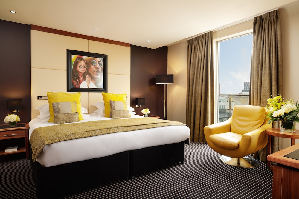 Deluxe Room, Balcony - Photo 2