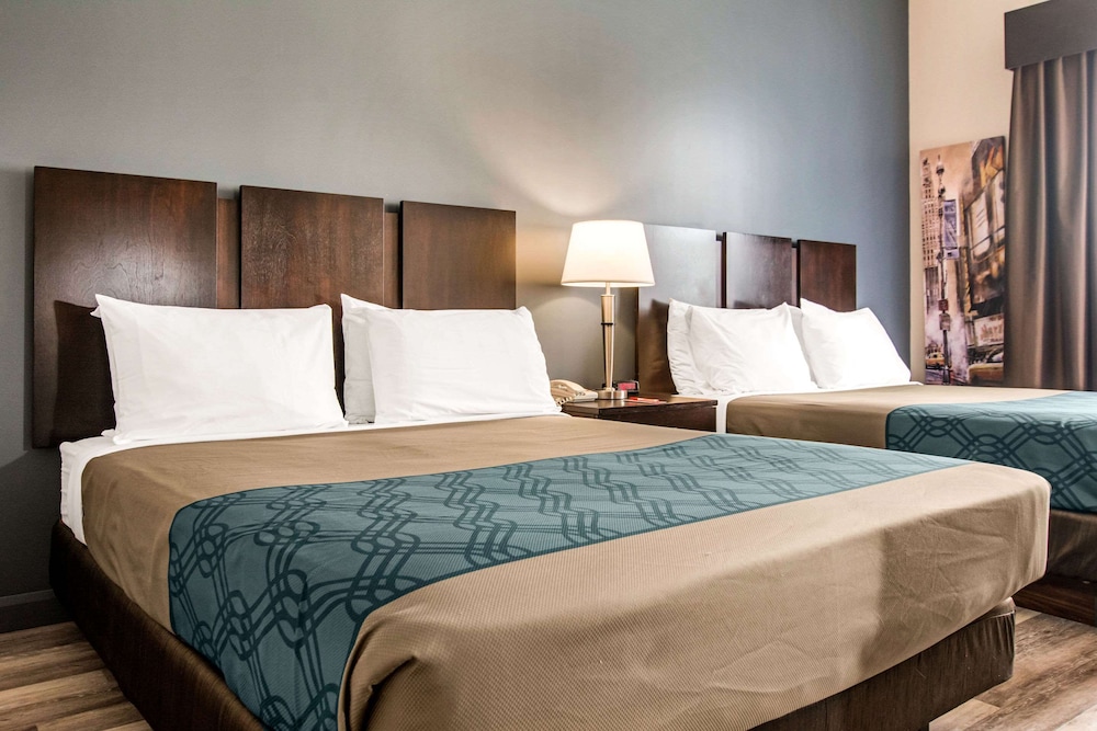 Standard Room, 2 Queen Beds, Non Smoking - Photo 2