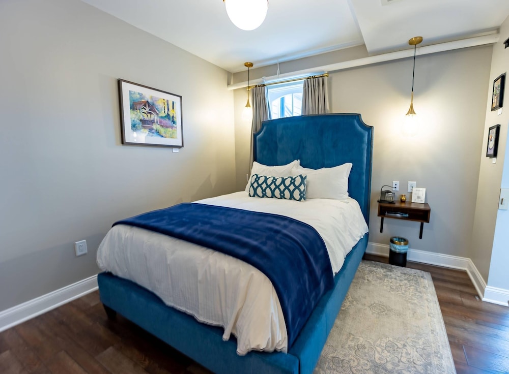 Suite, 2 Queen Beds, Non Smoking (Top Floor) - Photo 3