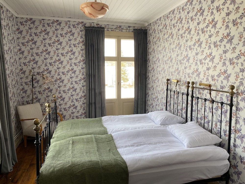 Double Or Twin Room, Lake View photo 1