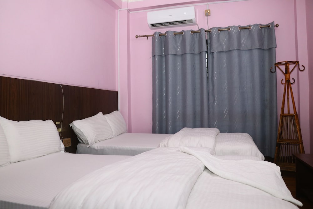 Deluxe Quadruple Room photo 2