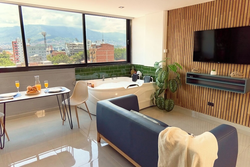 Apartment (2 Bedrooms)