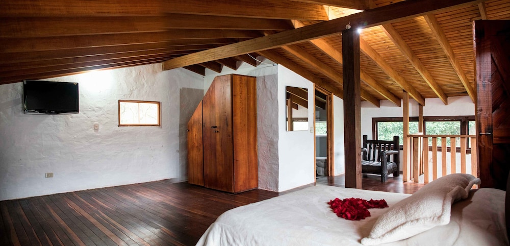Quadruple Room, Non Smoking photo 3