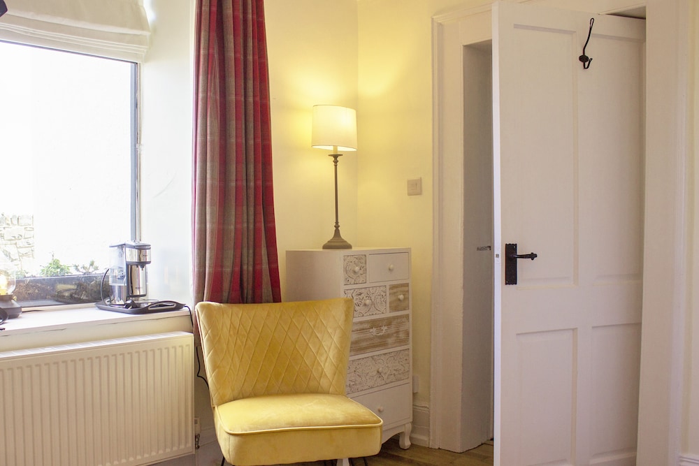 Luxury Double Room, Ensuite, Sea View - Photo 2
