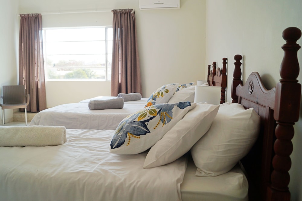 Standard Triple Room photo 2
